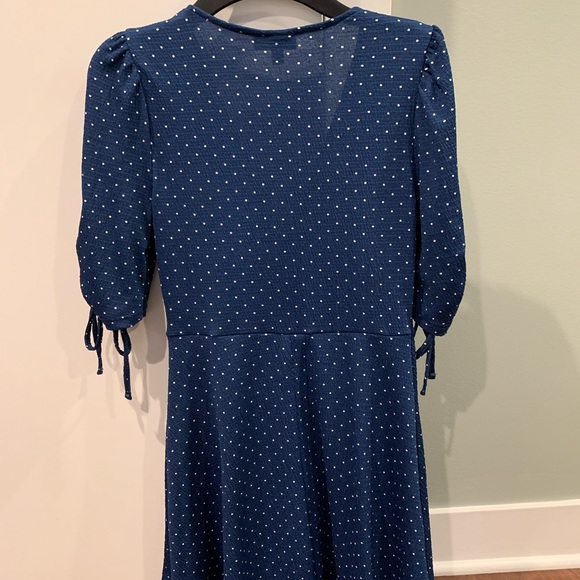 Blue polka dot tea Topshop dress. - Picture 2 of 5